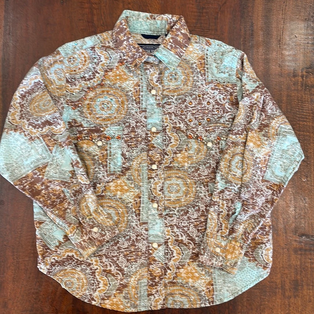 Rough Stock Panhandle Slim pearl snap bling button up shirt. Girls size medium.
